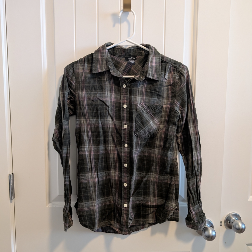 Rue21 Pink And Green Plaid Button Down Shirt